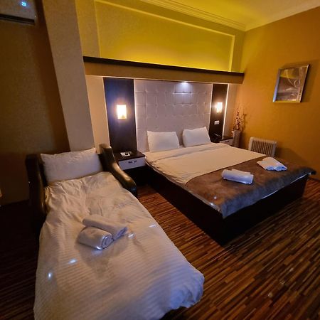 Hotel Albes Prizren Exterior foto