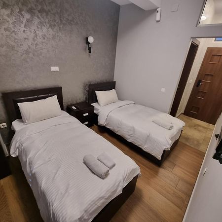 Hotel Albes Prizren Exterior foto