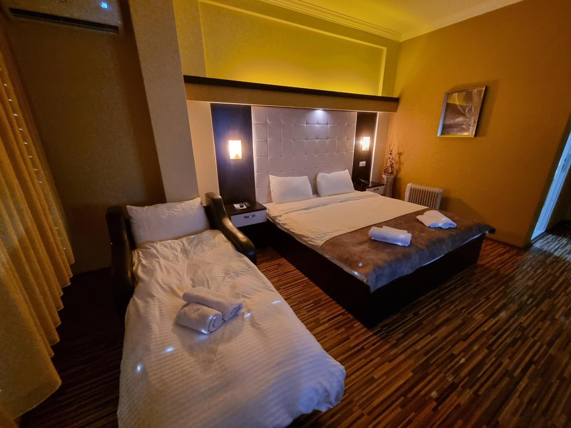 Hotel Albes Prizren Exterior foto