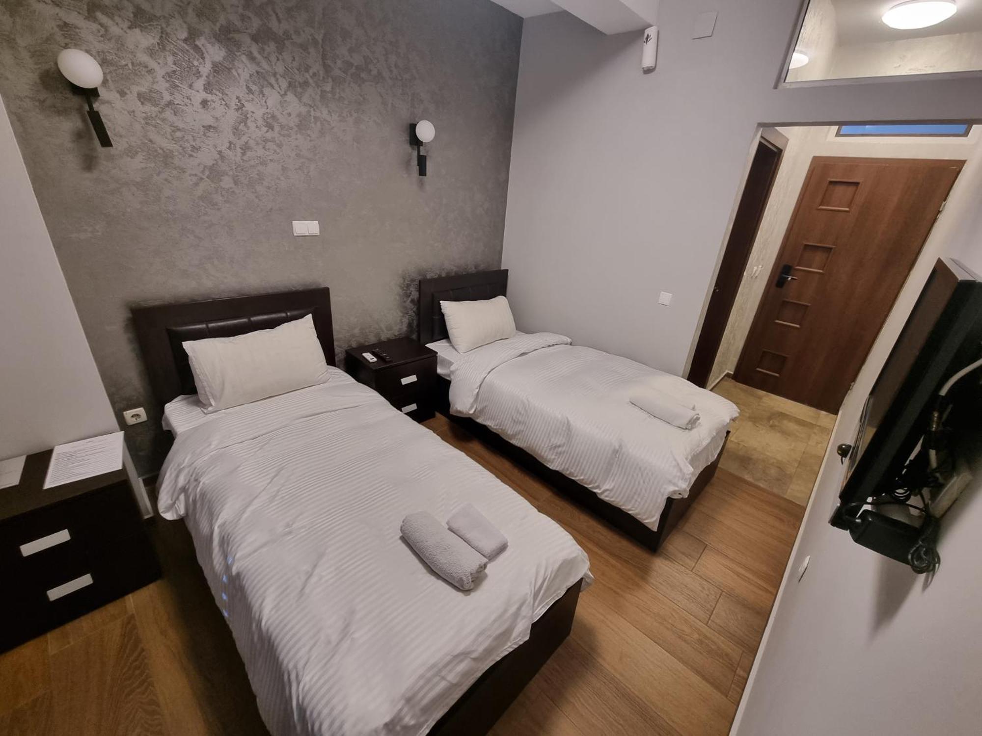 Hotel Albes Prizren Exterior foto
